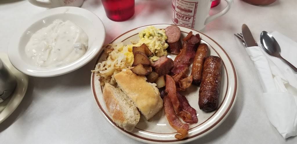 Spicys | restaurant | 68717 M-62, Edwardsburg, MI 49112, USA | 2696637905 OR +1 269-663-7905