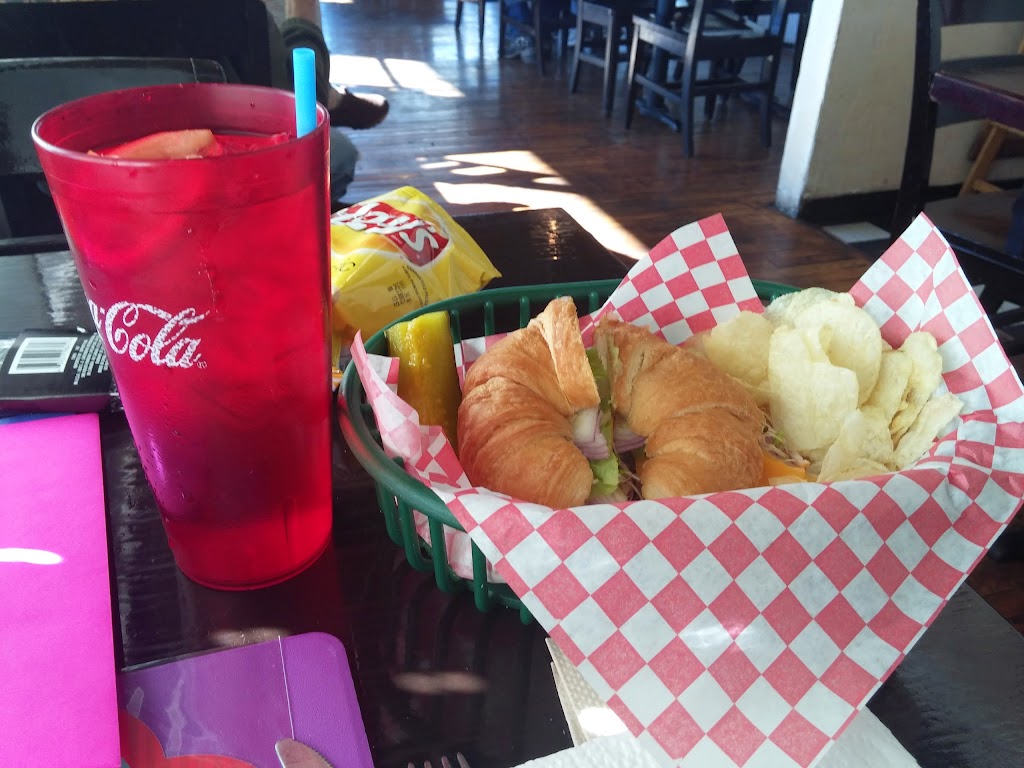 16th Street Cafe | restaurant | Kendall Shopping Center, 302 N 16th St A, Cañon City, CO 81212, USA | 7192755211 OR +1 719-275-5211