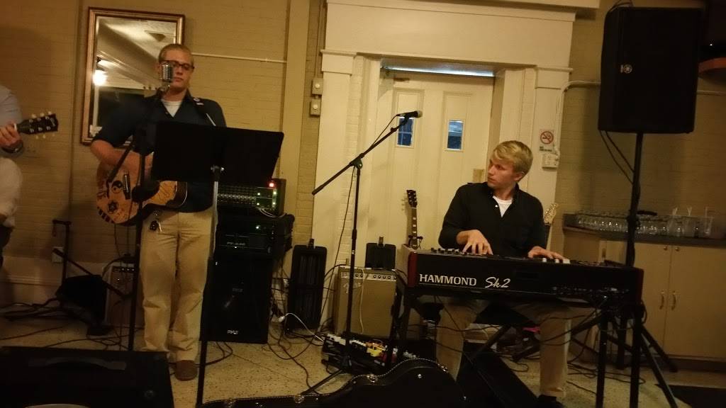 Indian Creek Restaurant | restaurant | 1223 Camargo Rd, Mt Sterling, KY 40353, USA | 8594983020 OR +1 859-498-3020