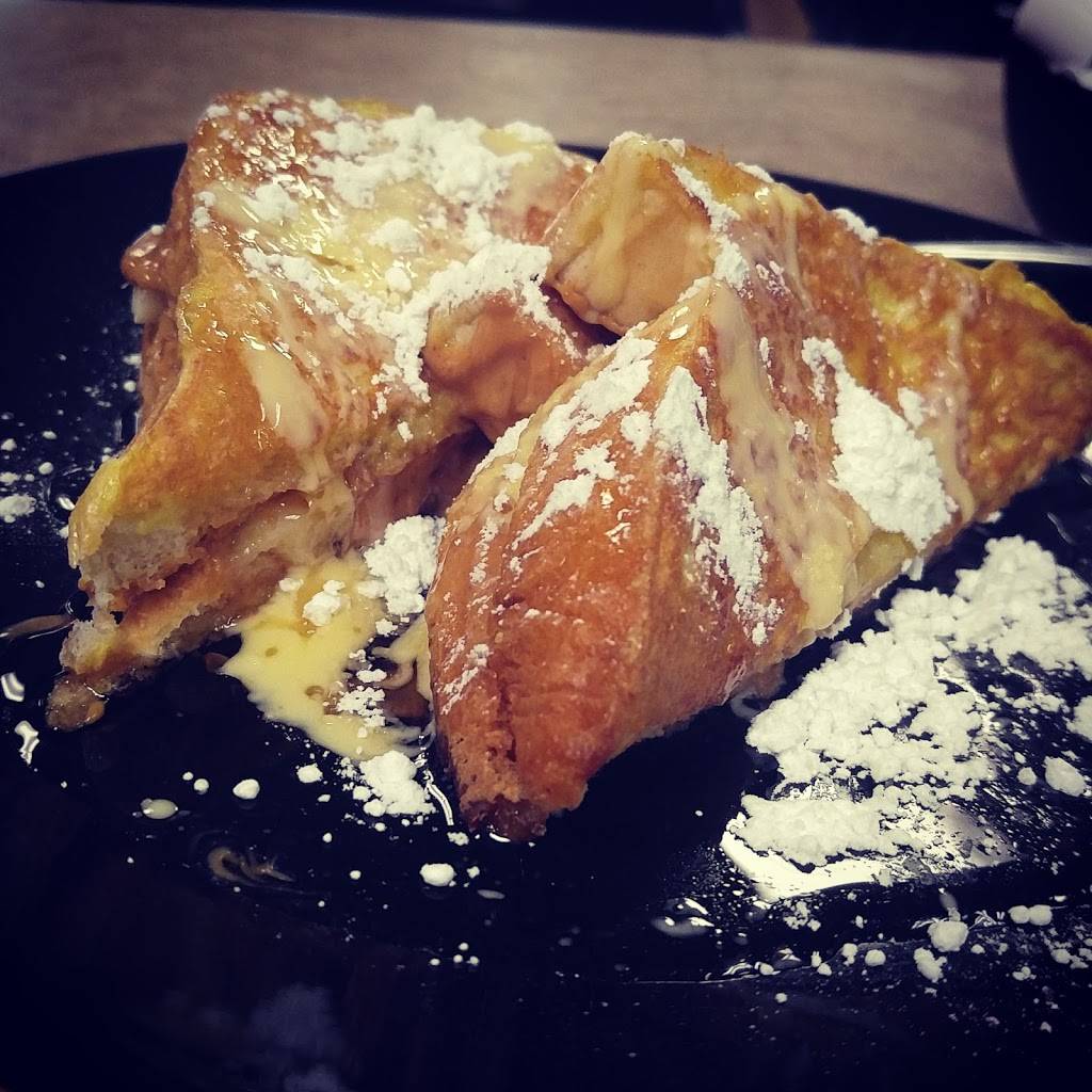 Arctic Igloo | restaurant | 12 Hillcrest Dr, Elysburg, PA 17824, USA | 5706722115 OR +1 570-672-2115