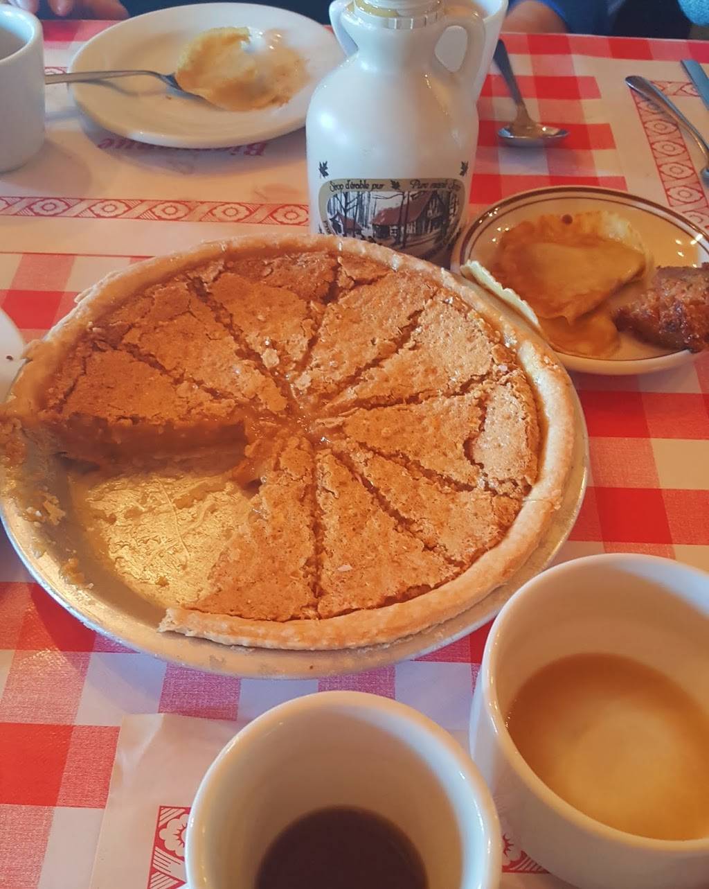 Erablière Au Toit Rouge | restaurant | 133 Chemin du Sous-Bois, Mont-Saint-Grégoire, QC J0J 1K0, Canada | 4504604304 OR +1 450-460-4304