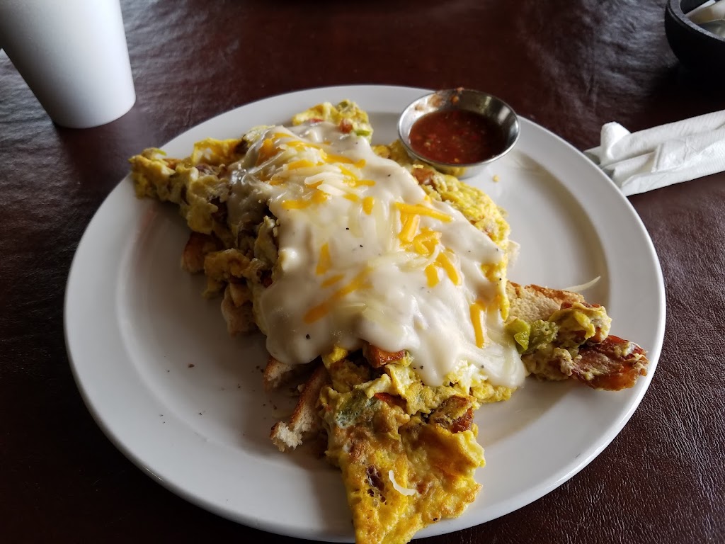 Rodeo Grill | restaurant | 451 E Sumner Ave, Fort Sumner, NM 88119, USA | 5753558000 OR +1 575-355-8000