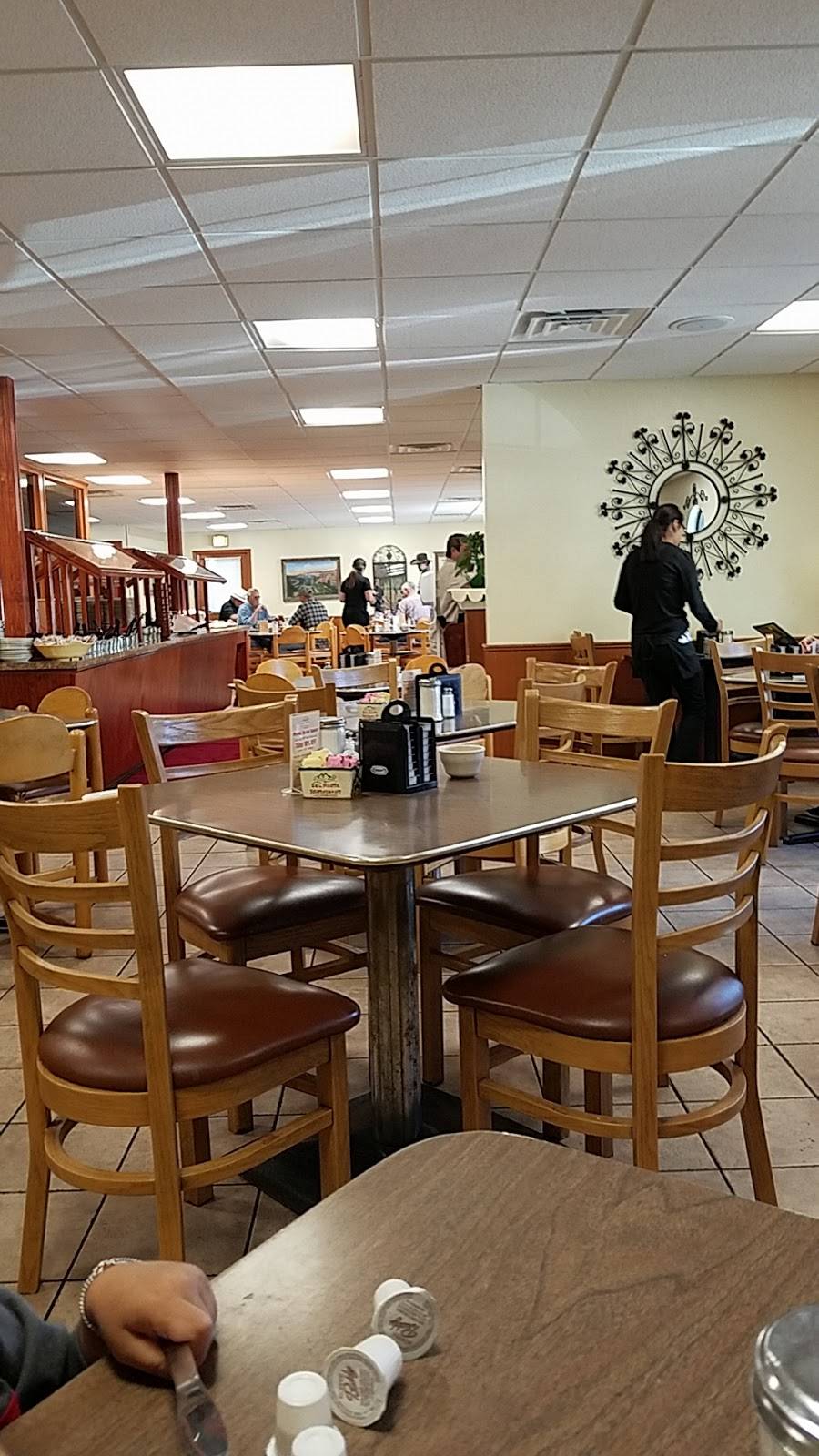 Del Norte Restaurant | restaurant | 710 Junction Hwy, Kerrville, TX 78028, USA | 8302573337 OR +1 830-257-3337