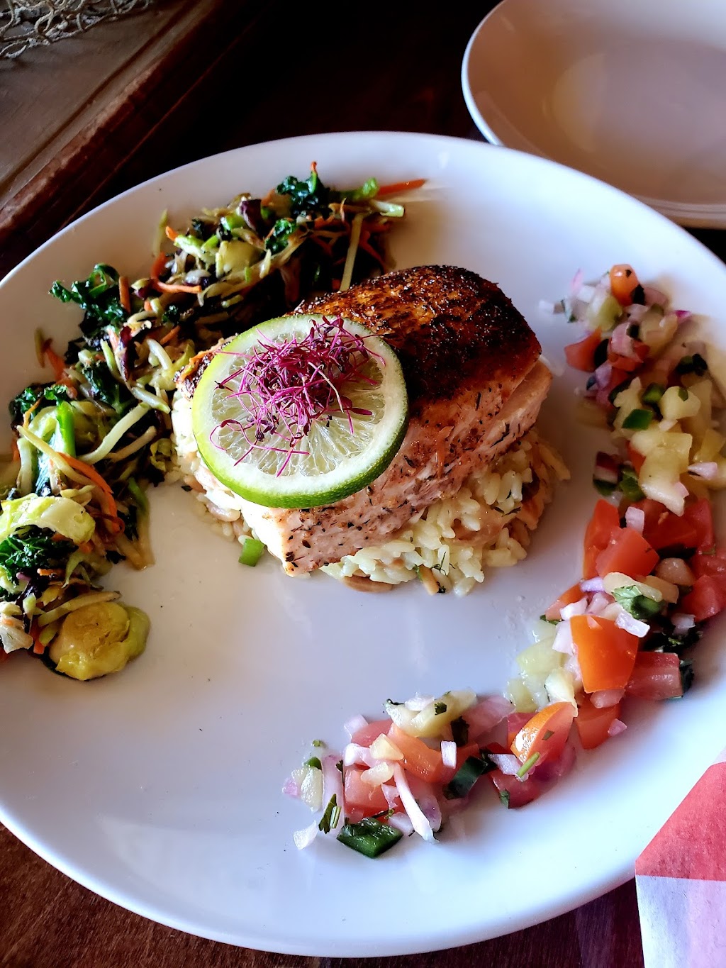 The Fishermans Corner | restaurant | 101 E Pearl St, Granbury, TX 76048, United States | 6822798023 OR +1 682-279-8023