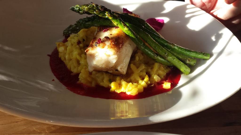 2 Hopewell Bistro & Bar | restaurant | 2 Hopewell Rd, South Glastonbury, CT 06073, USA | 8606339600 OR +1 860-633-9600