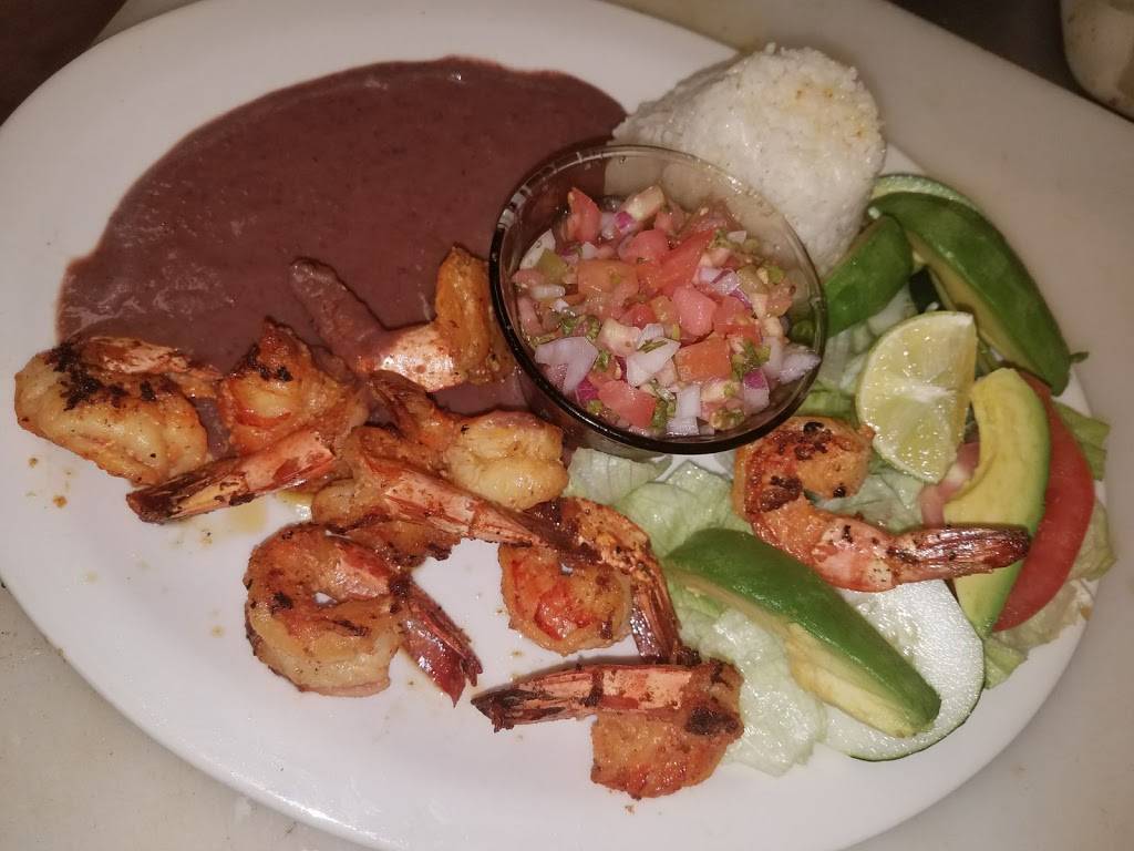 Vista Hermosa Family Restaurant | restaurant | 1150 Front St, Uniondale, NY 11553, USA | 5162806405 OR +1 516-280-6405