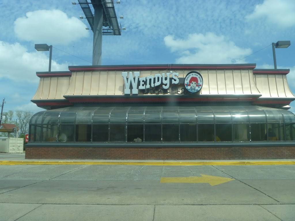 Wendys | restaurant | 1111 Louisana, Suite B-150, Houston, TX 77002, USA | 7136506136 OR +1 713-650-6136