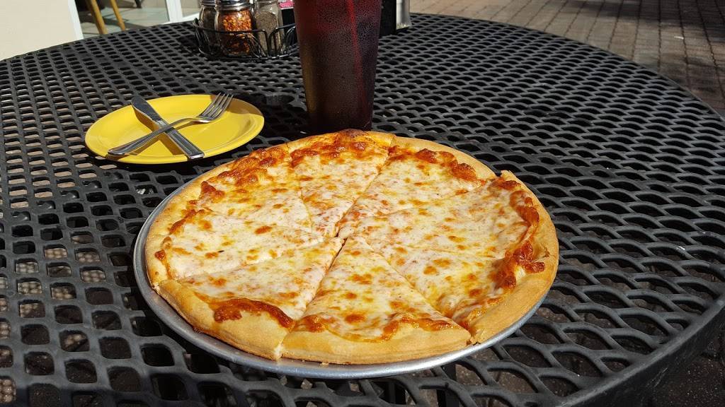 New York Pizza Plus | restaurant | 15202 NW 147 Dr #100, Alachua, FL 32615, USA | 3864183857 OR +1 386-418-3857