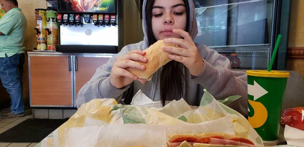 Subway | meal takeaway | 5546 Camino Al Norte Suite 7, North Las Vegas, NV 89031, USA | 7026579425 OR +1 702-657-9425