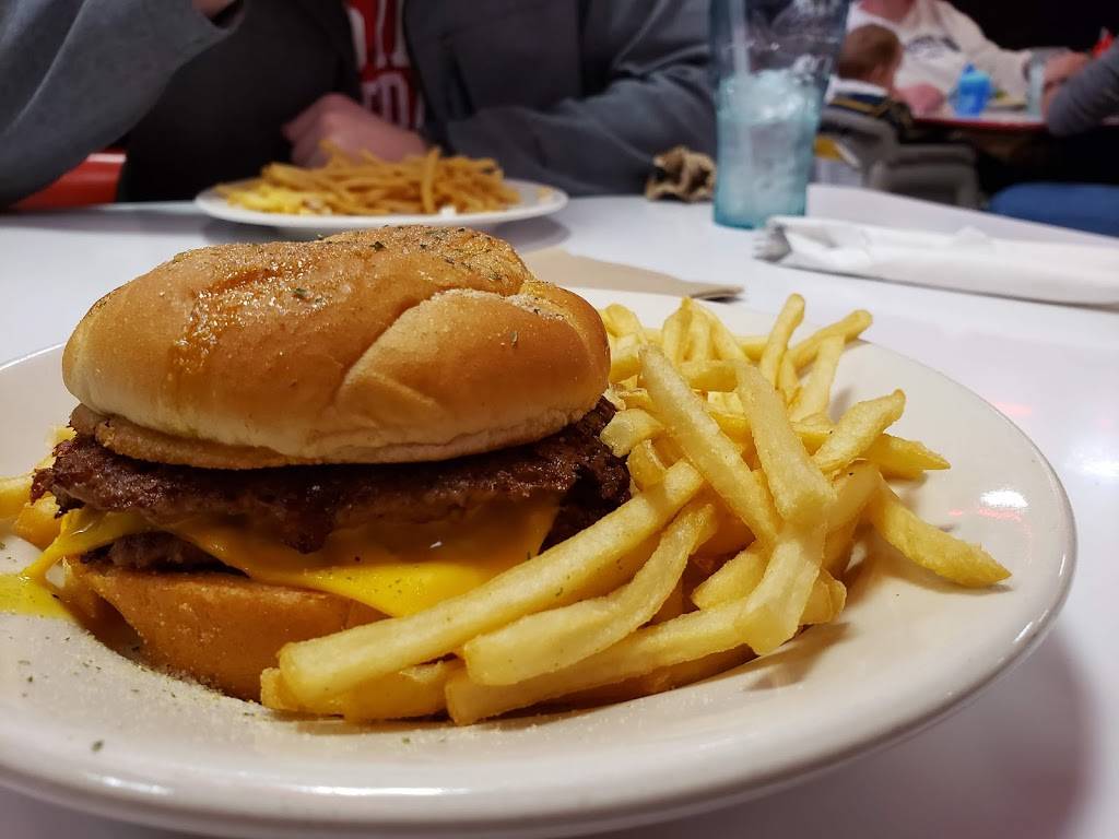 Steak n Shake | restaurant | 2840 E Millbrook Rd, Raleigh, NC 27604, USA | 9198726669 OR +1 919-872-6669