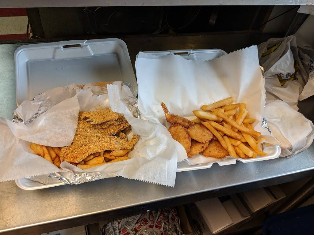 Sumthin Kool Snowballs | meal takeaway | 3044 N Rolling Rd, Windsor Mill, MD 21244, USA | 4106556659 OR +1 410-655-6659