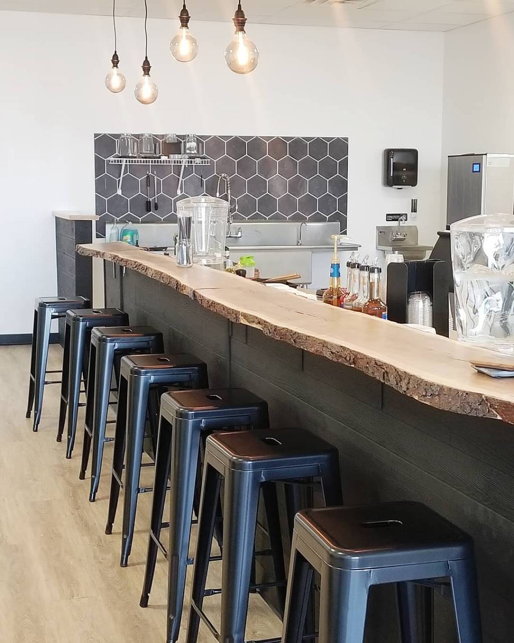 28th Street Nutrition | restaurant | 2974 28th St SE Suite B, Grand Rapids, MI 49512, USA | 6168054446 OR +1 616-805-4446