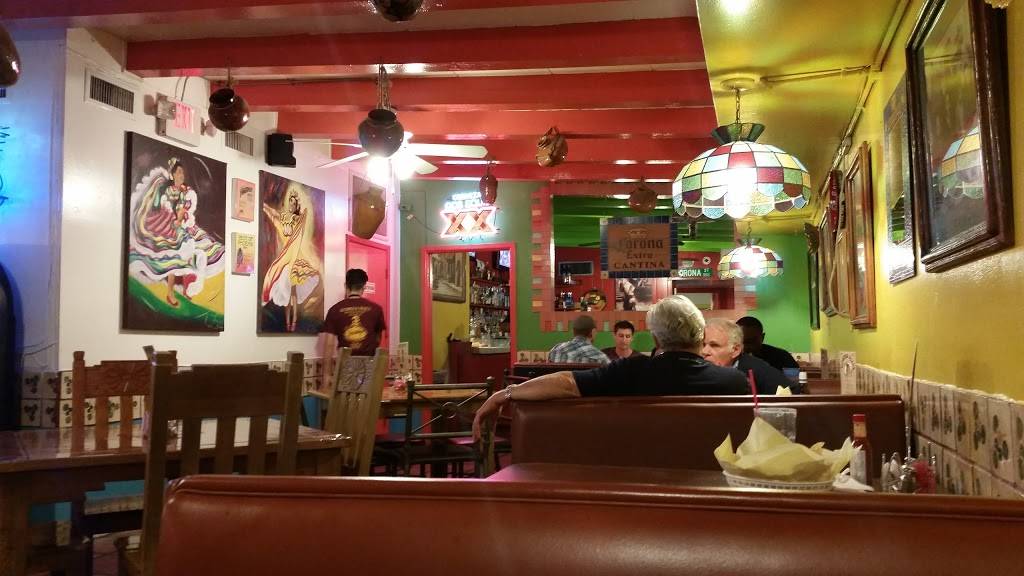 Rositas Place | restaurant | 2310 E McDowell Rd, Phoenix, AZ 85006, USA | 6025850762 OR +1 602-585-0762