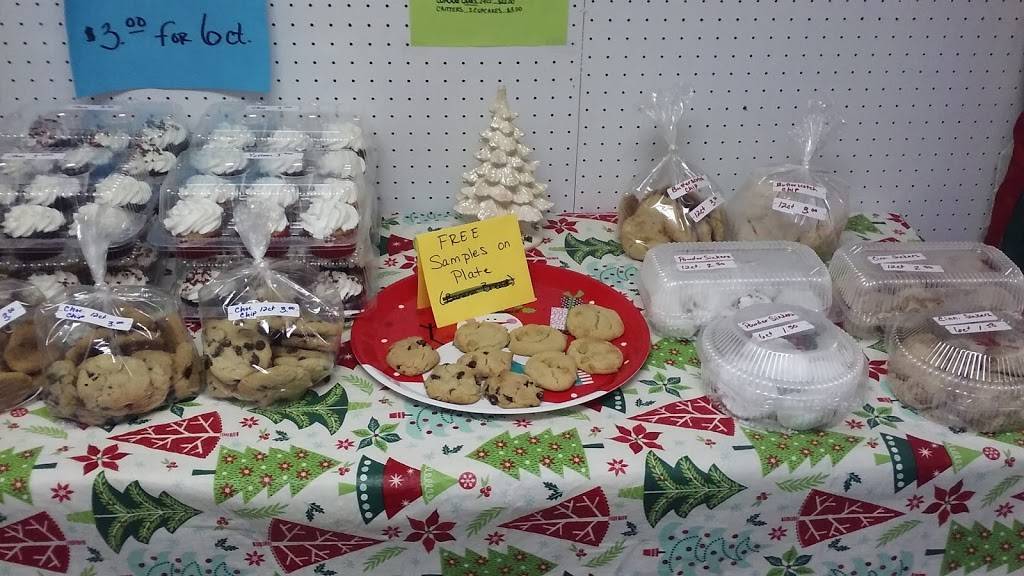 Big Turkey Lake Sandwich Shop/Lucilles Diner | meal takeaway | 3815 S 1175 E, Stroh, IN 46789, USA | 2603513150 OR +1 260-351-3150