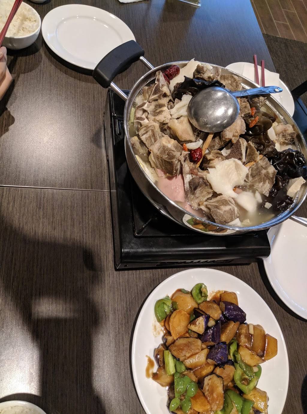 Taste of the World | restaurant | 400 Fuyao Avenue, Moraine, OH 45439, USA | 9378132434 OR +1 937-813-2434