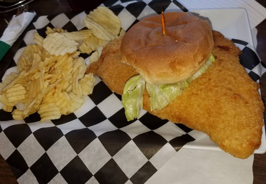 Greens Fork Family Diner | restaurant | 17 E Pearl St, Greens Fork, IN 47345, USA | 7658864663 OR +1 765-886-4663