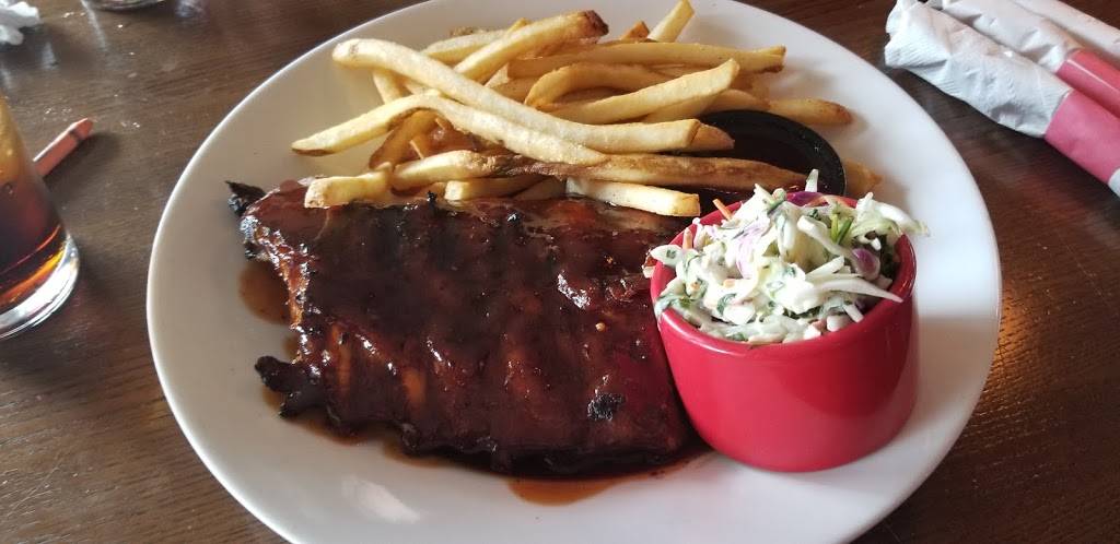 TGI Fridays | restaurant | 401 Gills Lane, Iselin, NJ 08830, USA | 7326361537 OR +1 732-636-1537