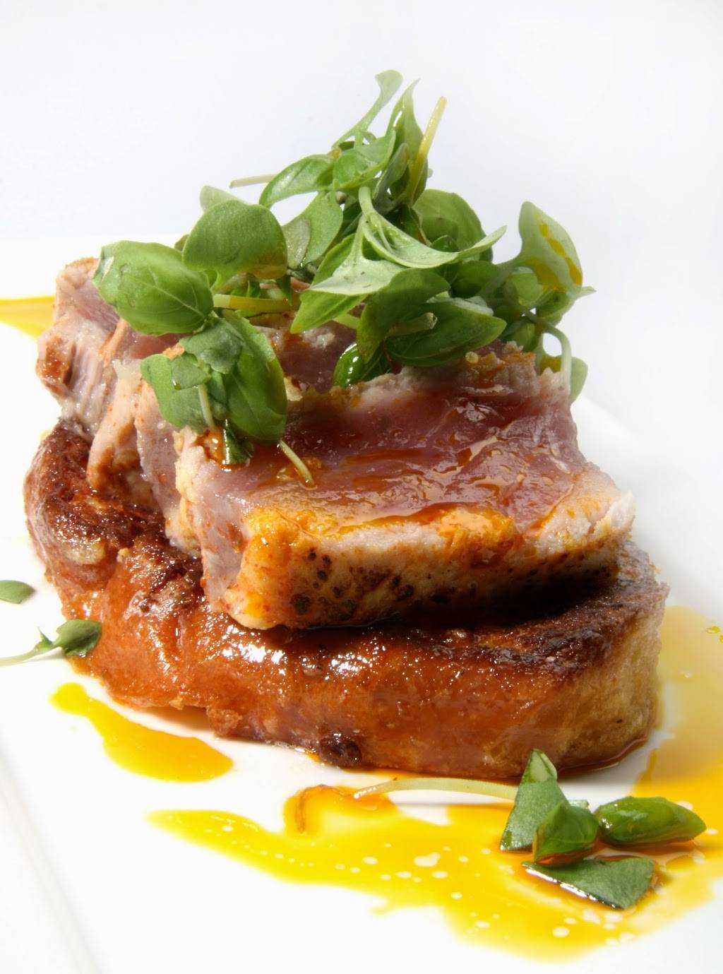 Anoosh Bistro | restaurant | 4864 Brownsboro Rd, Louisville, KY 40207, USA | 5026906585 OR +1 502-690-6585