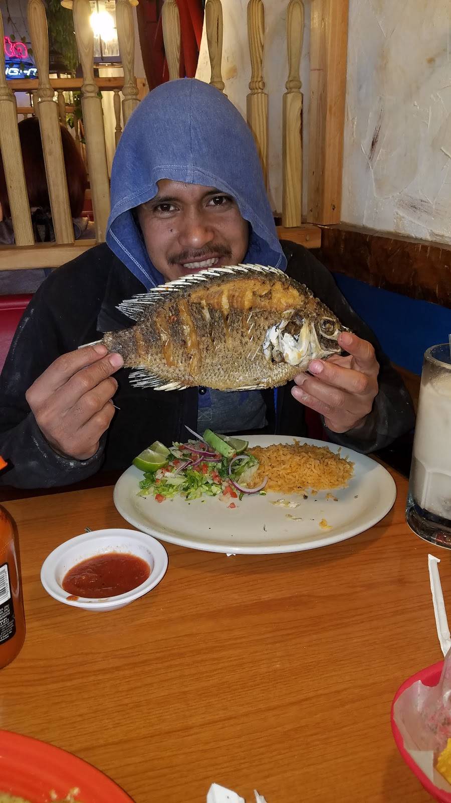 El Paraiso Mexican Grill | restaurant | 1047 Haywood Rd, Asheville, NC 28806, USA | 8282555148 OR +1 828-255-5148