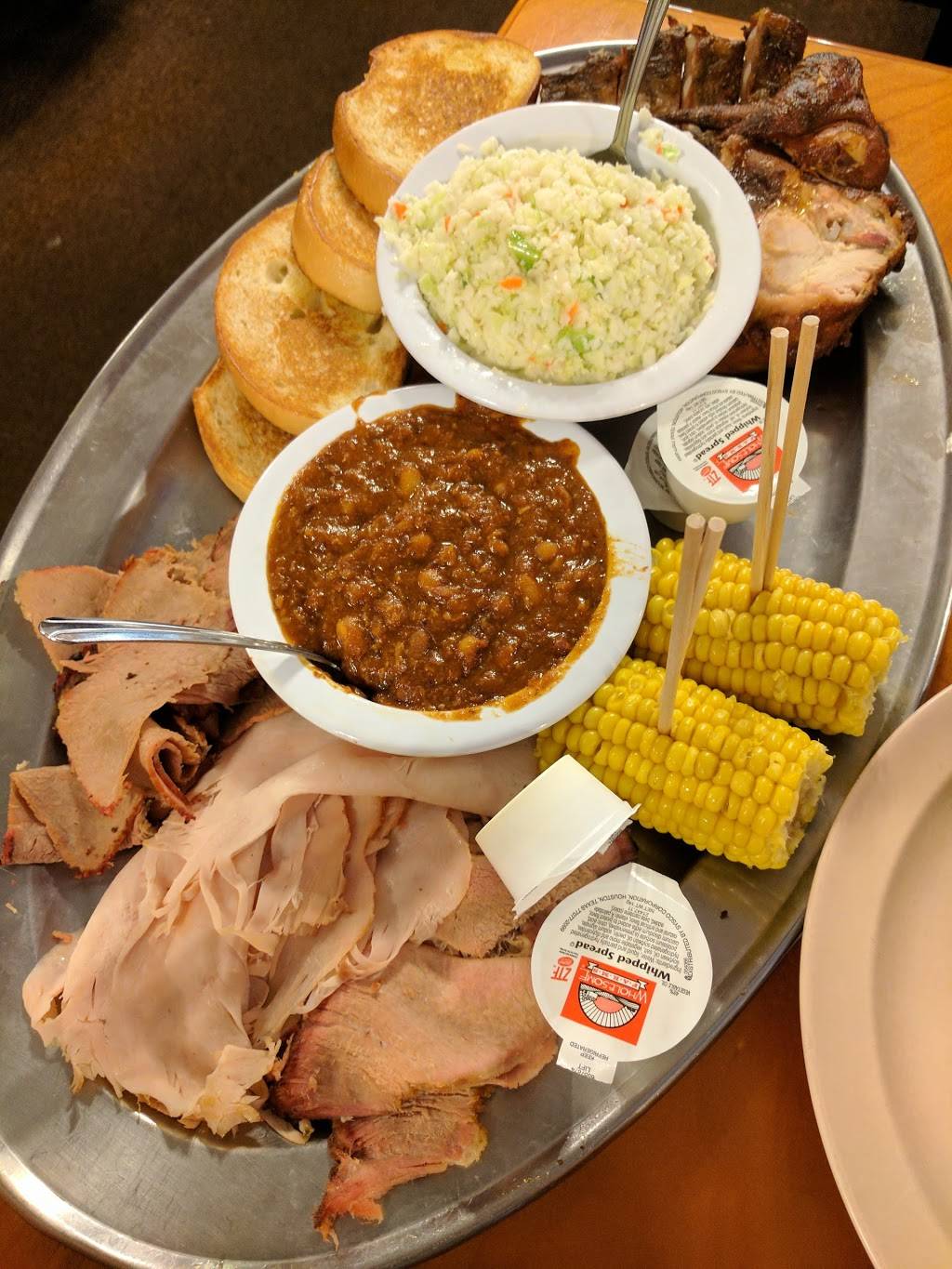 Fat Boys Bar-B-Q | restaurant | 1606 W Vine St, Kissimmee, FL 34741, USA | 4078477098 OR +1 407-847-7098