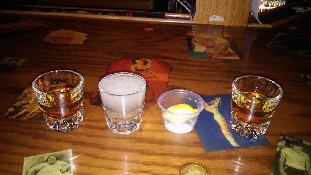 Whiskey Dicks | restaurant | 2660 Lake Tahoe Blvd #1a, South Lake Tahoe, CA 96150, USA | 5305443857 OR +1 530-544-3857