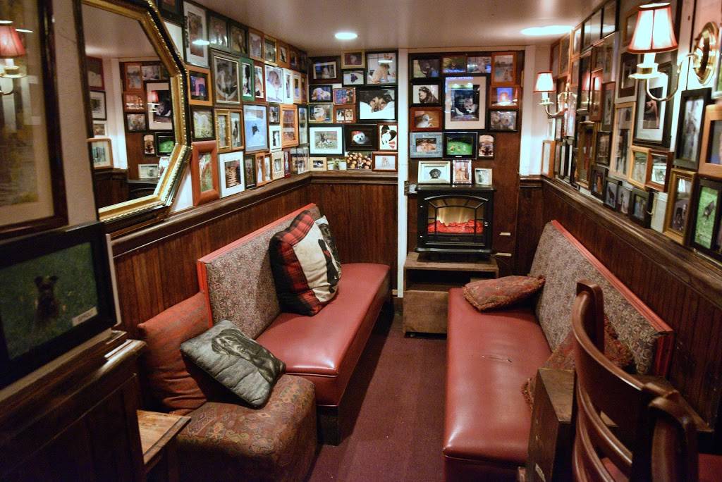 Freds | restaurant | 476 Amsterdam Ave, New York, NY 10024, USA | 2125793076 OR +1 212-579-3076