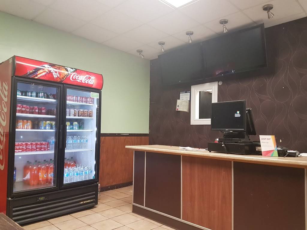 Yaseen Halal Pizza | meal delivery | 2916 Carling Ave, Ottawa, ON K2B 7J7, Canada | 6136951818 OR +1 613-695-1818