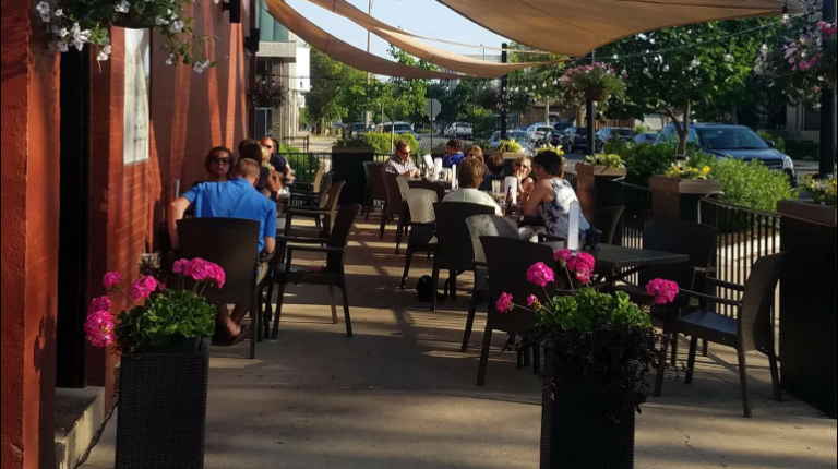 Corner 230 | restaurant | 230 W Madison St, Ottawa, IL 61350, USA | 8154340000 OR +1 815-434-0000