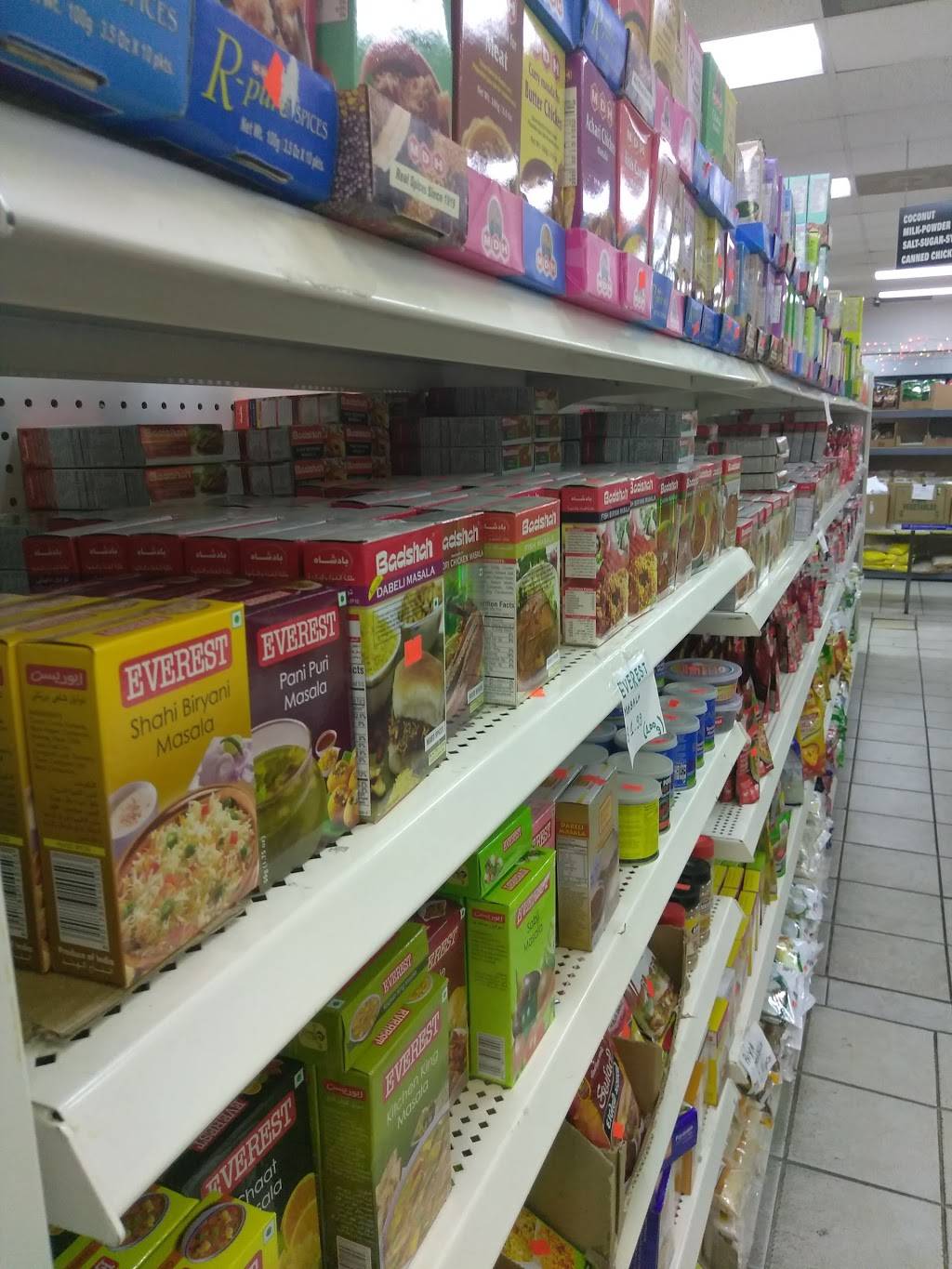 R K Grocery | restaurant | 106 Young Dr, Normal, IL 61761, USA | 3094545527 OR +1 309-454-5527