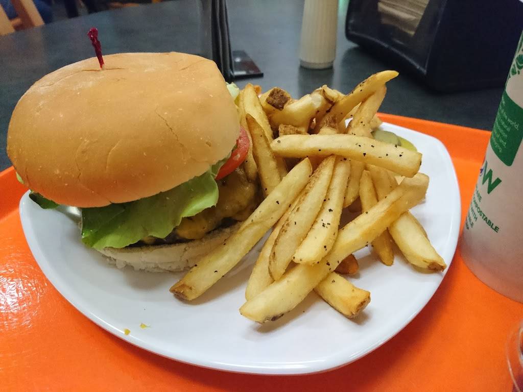 Arnold Bistro | restaurant | 681 SW 26th St, Corvallis, OR 97331, USA | 5417372005 OR +1 541-737-2005