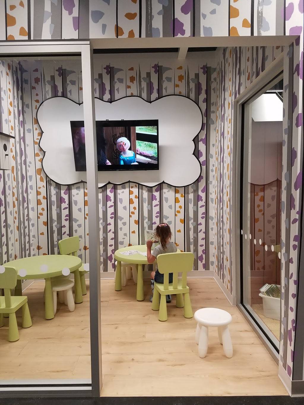 IKEA Restaurant | restaurant | 11400 IKEA Way, Fishers, IN 46037, USA | 8888884532 OR +1 888-888-4532