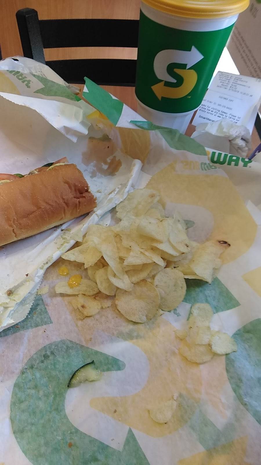 Subway | restaurant | 511 E 4th St C, Perris, CA 92570, USA | 9516576200 OR +1 951-657-6200