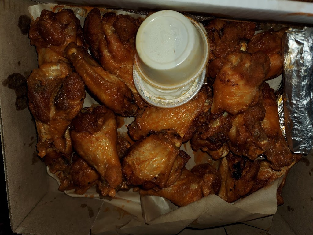 Bocce Club Pizza Delaware | restaurant | 235 Delaware Ave, Buffalo, NY 14202, USA | 7168561946 OR +1 716-856-1946