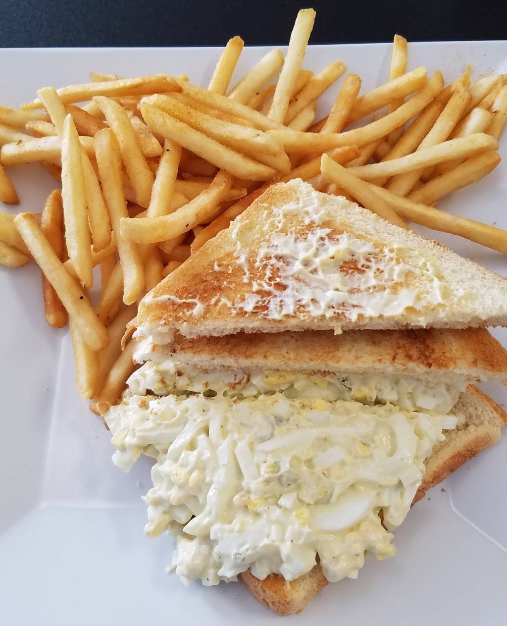 Olives Grill | restaurant | 8839 Seminole Trail, Ruckersville, VA 22968, USA | 4349902634 OR +1 434-990-2634