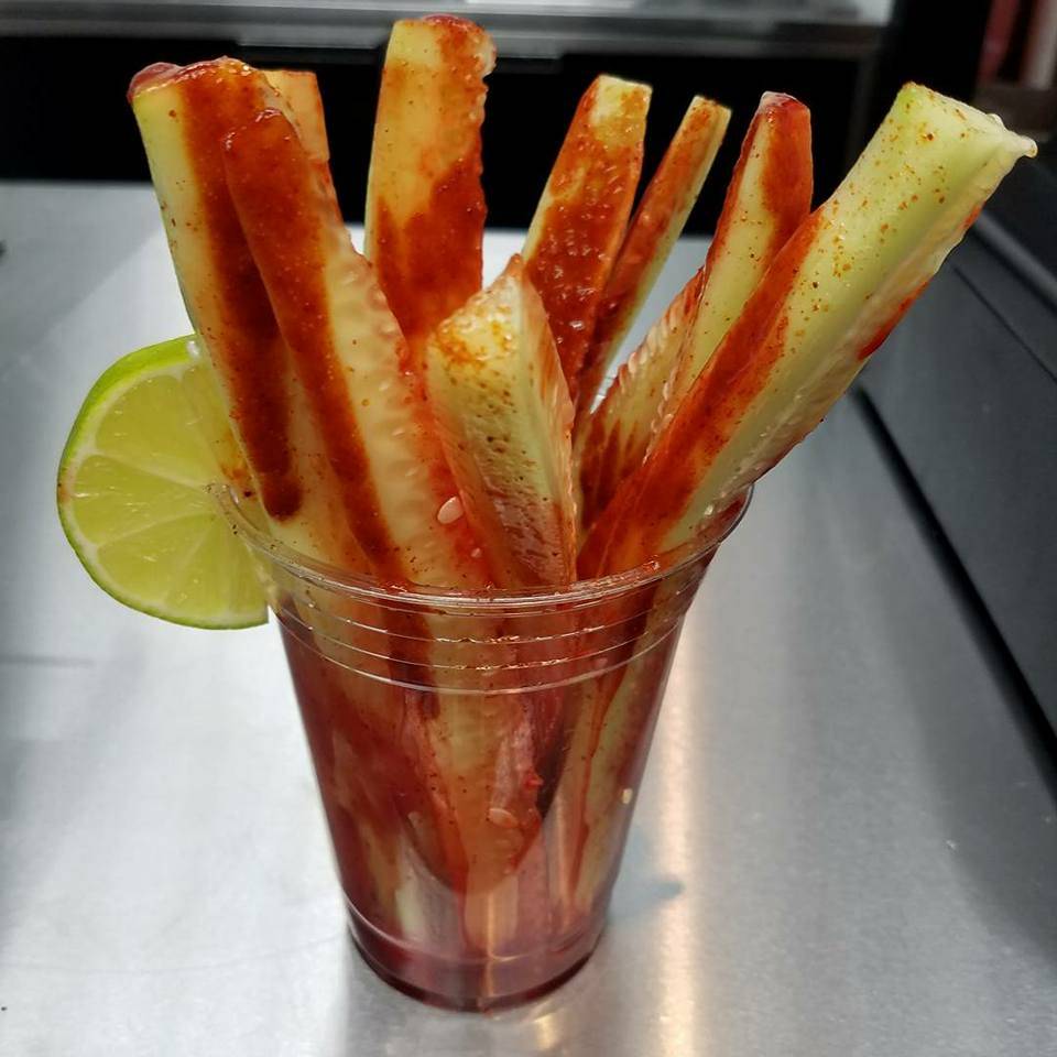 El Chistoso Elotes | meal takeaway | 451 Sterling Dr, San Antonio, TX 78220, USA | 2104540713 OR +1 210-454-0713