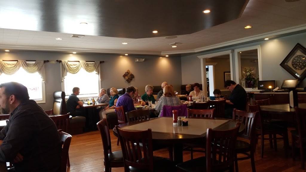 Hilltop Restaurant Bar & Banquet | restaurant | 39 Adamec Rd, Willington, CT 06279, USA | 8604771054 OR +1 860-477-1054