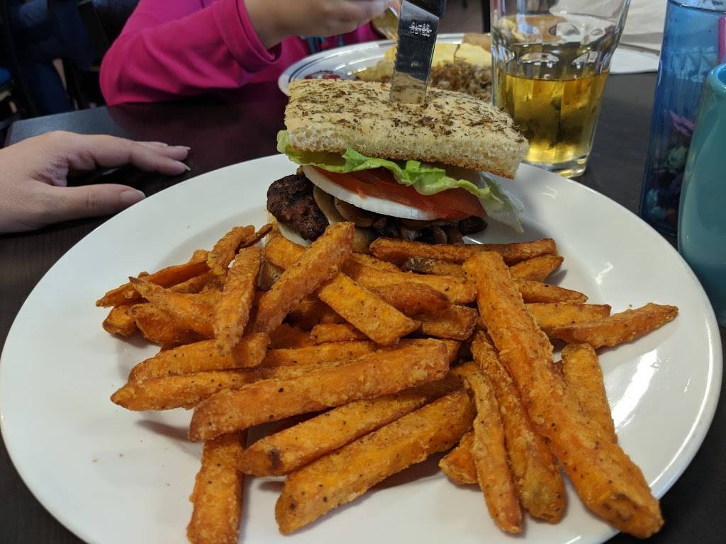 The Dutch Restaurant | restaurant | 2223 Division Rd, Kingsville, ON N9Y 2Z4, Canada | 5197336888 OR +1 519-733-6888