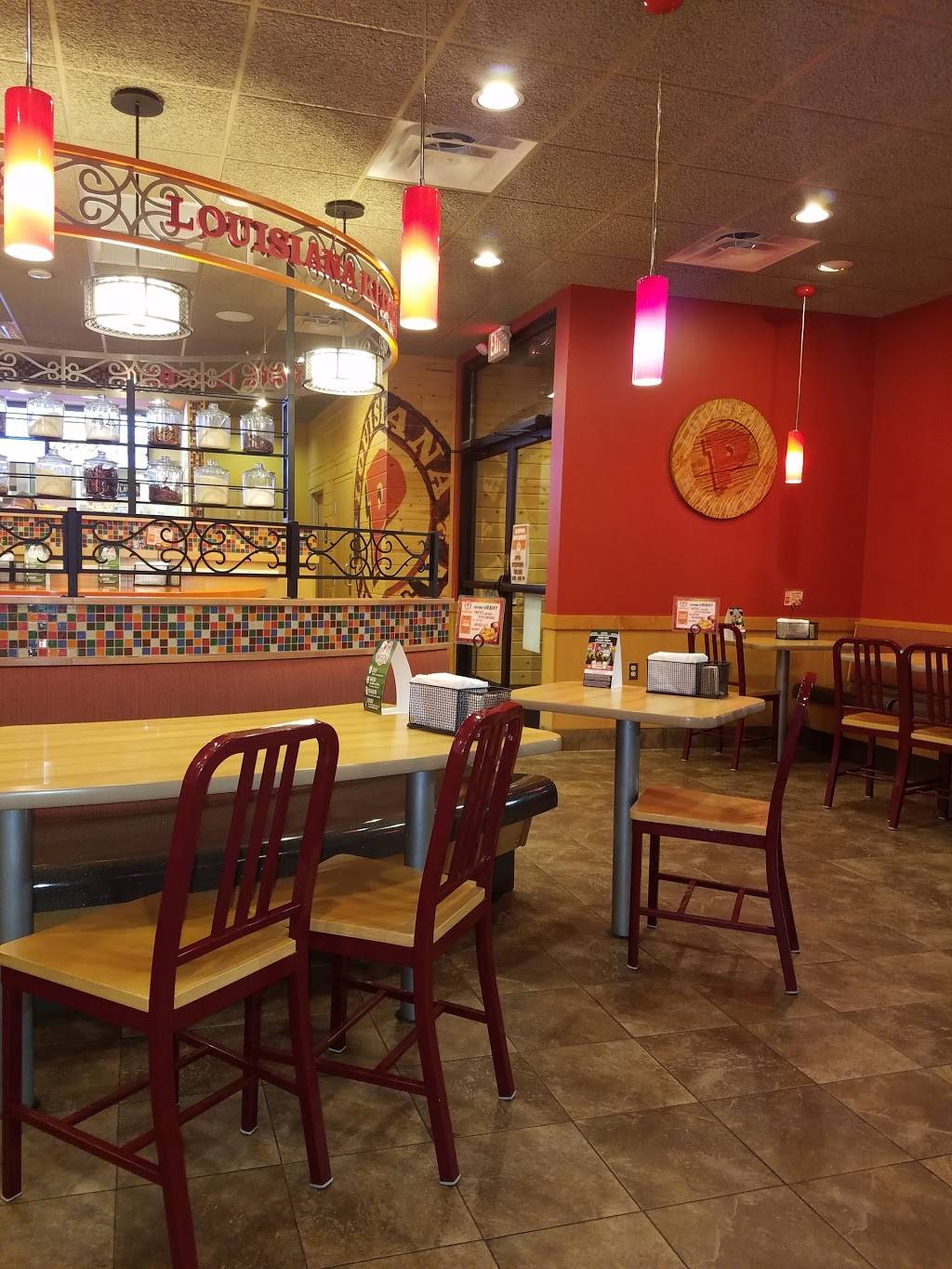 Popeyes Louisiana Kitchen | restaurant | 1205 N Westwood Blvd, Poplar Bluff, MO 63901, USA | 5736862766 OR +1 573-686-2766