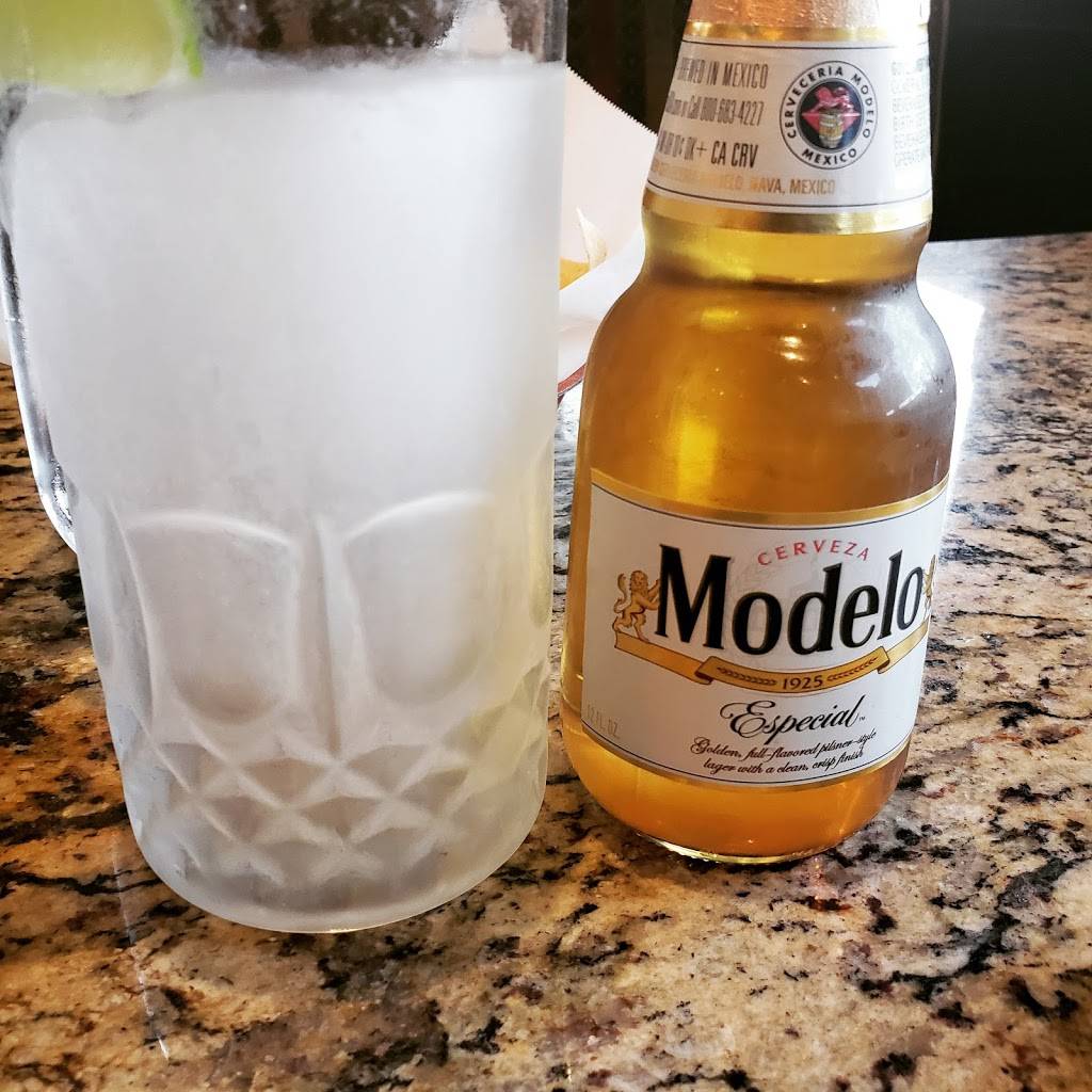 El Pescador | restaurant | 9849 Atlantic Ave # P, South Gate, CA 90280, USA | 3235694993 OR +1 323-569-4993