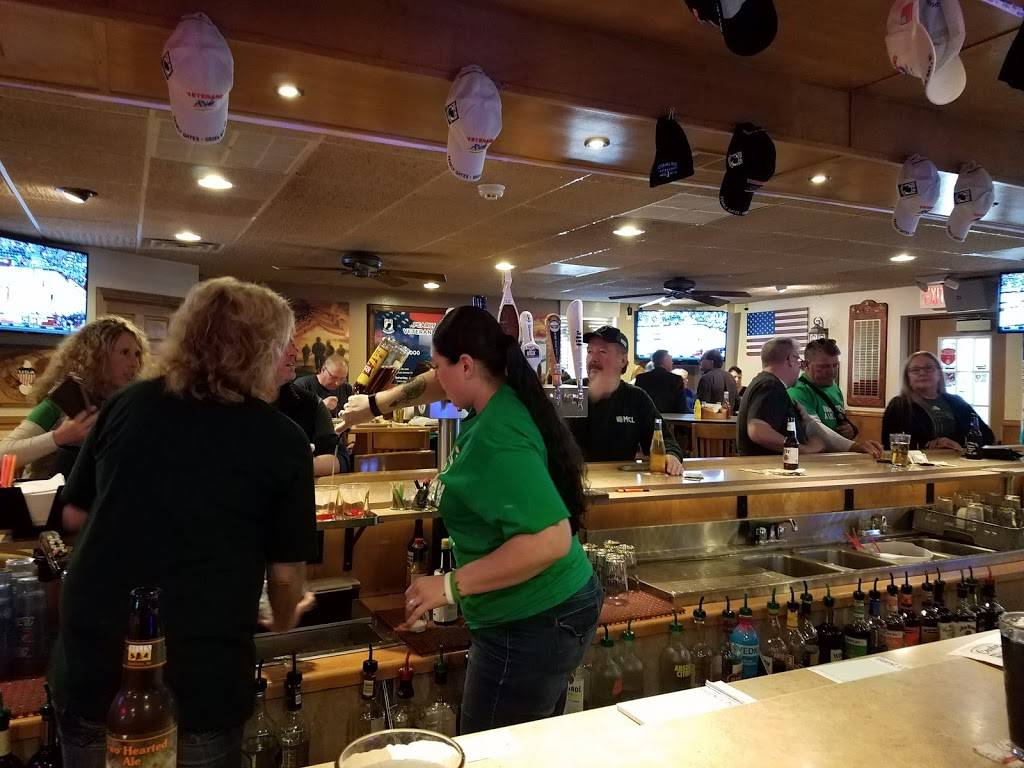 Pearly Gates Bar & Grill | restaurant | 3551 Finger Rd, Green Bay, WI 54311, USA | 9204654656 OR +1 920-465-4656