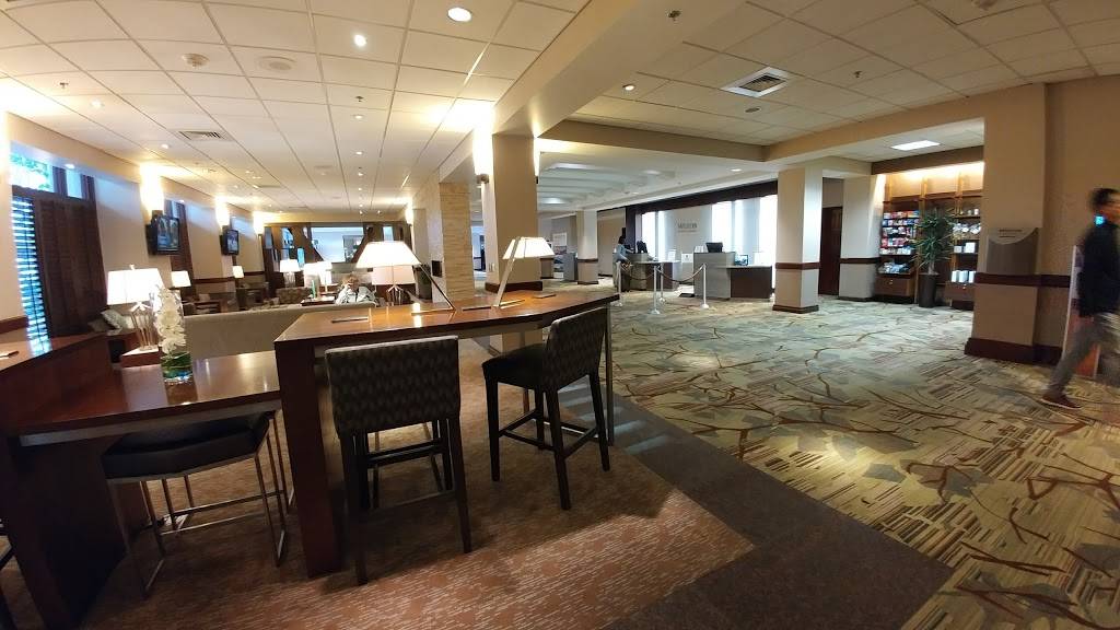 Grill & Vine | restaurant | 1 Old Bayshore Hwy, Millbrae, CA 94030, USA | 6508728141 OR +1 650-872-8141