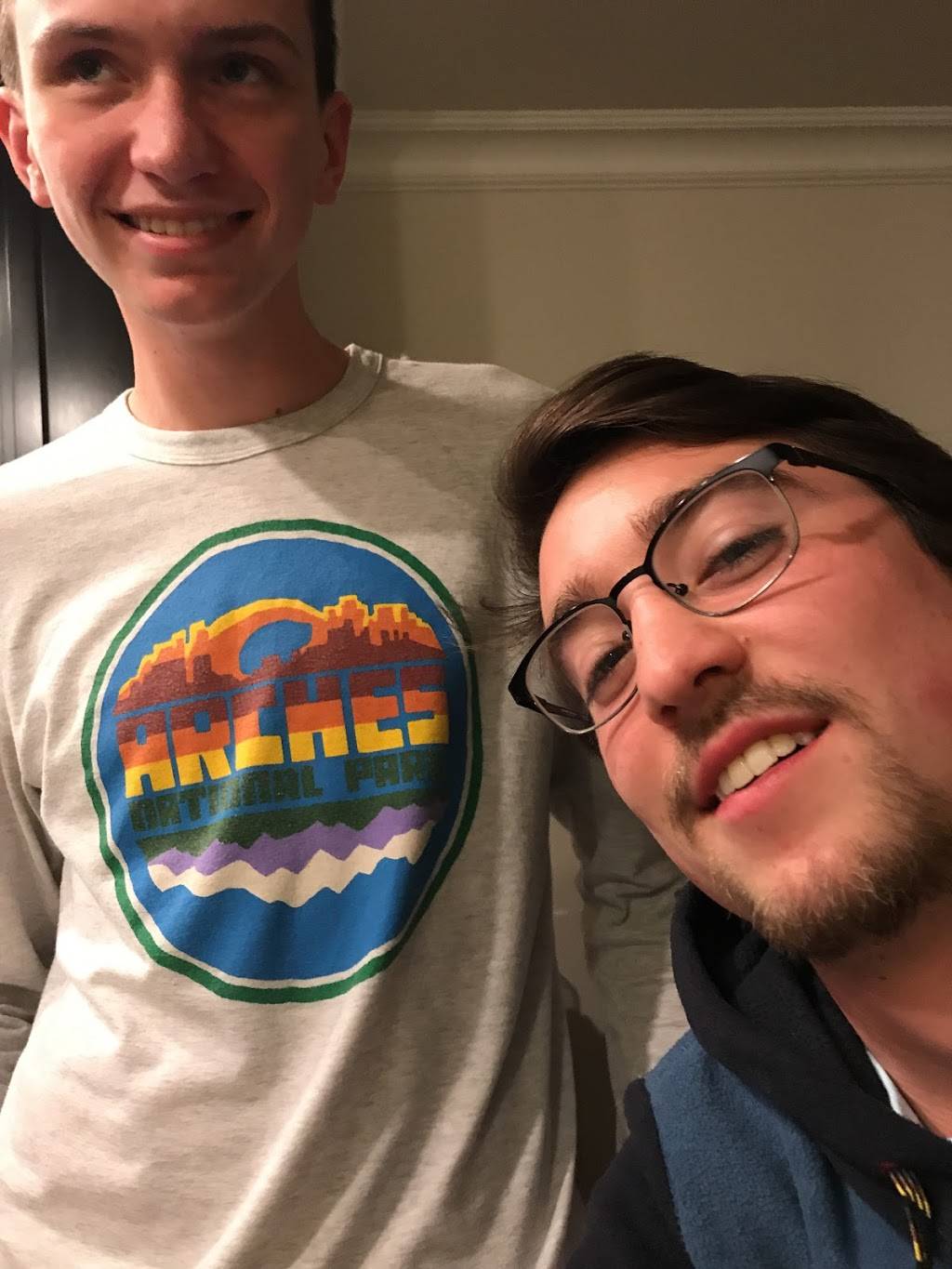 Peppers Wings & fish | restaurant | 1533 E Livingston Ave, Columbus, OH 43205, USA | 6148597486 OR +1 614-859-7486