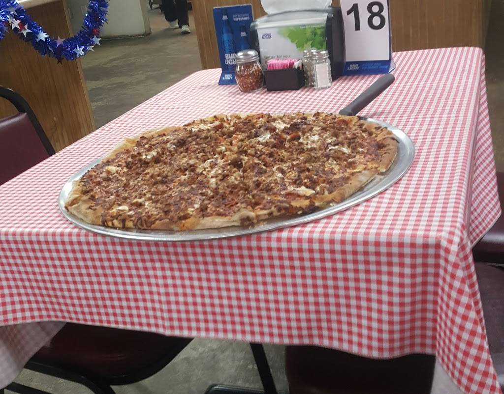 TNT Pizza | restaurant | 14244 US-79, Buchanan, TN 38222, USA | 7314077491 OR +1 731-407-7491