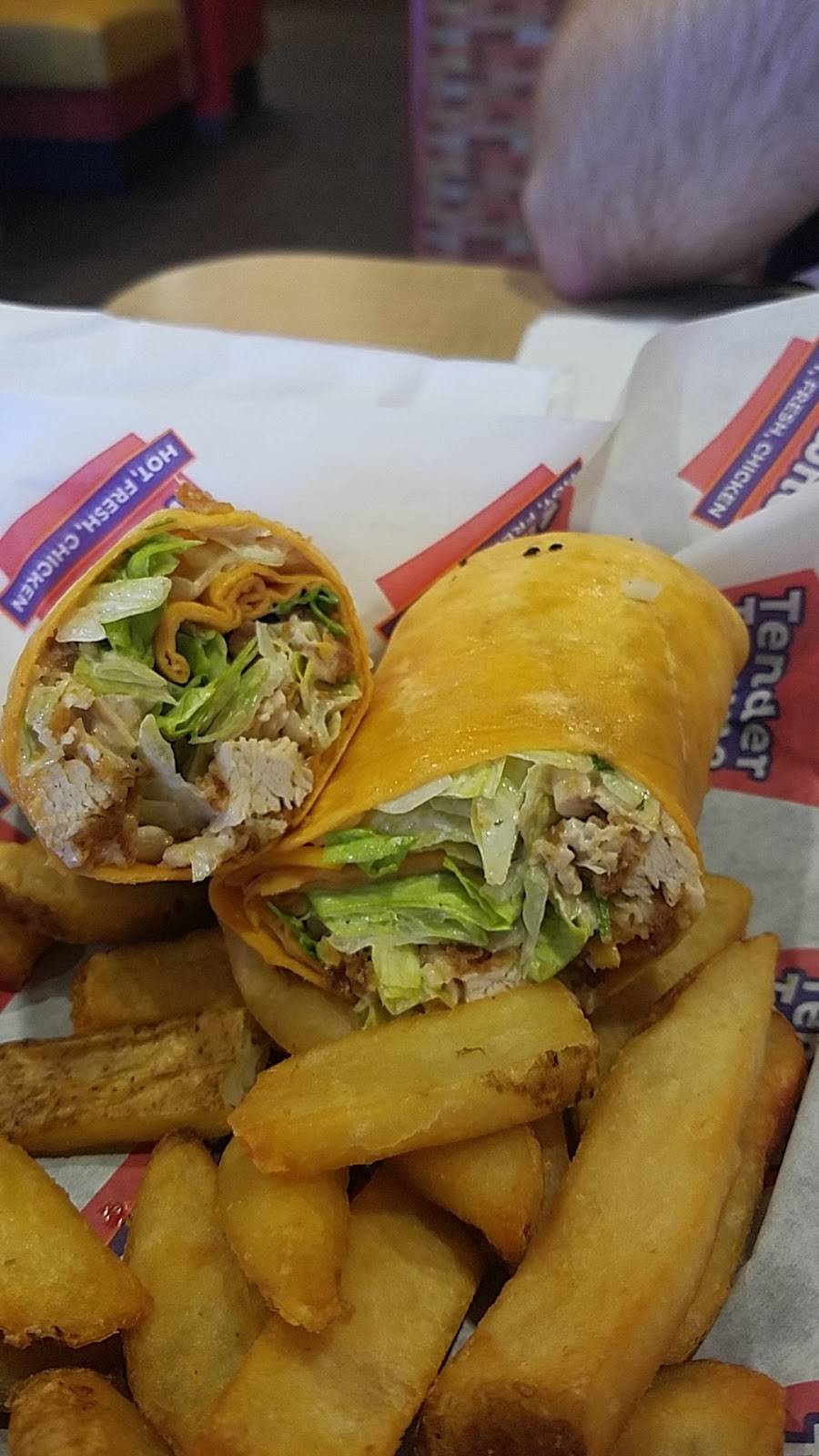 Tender Towne | restaurant | 700 Loveland Madeira Rd, Loveland, OH 45140, USA | 5133343000 OR +1 513-334-3000