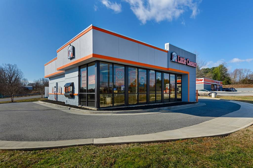Little Caesars Pizza | meal takeaway | 1111 E Lynchburg Salem Turnpike, Bedford, VA 24523, United States | 5405835055 OR +1 540-583-5055