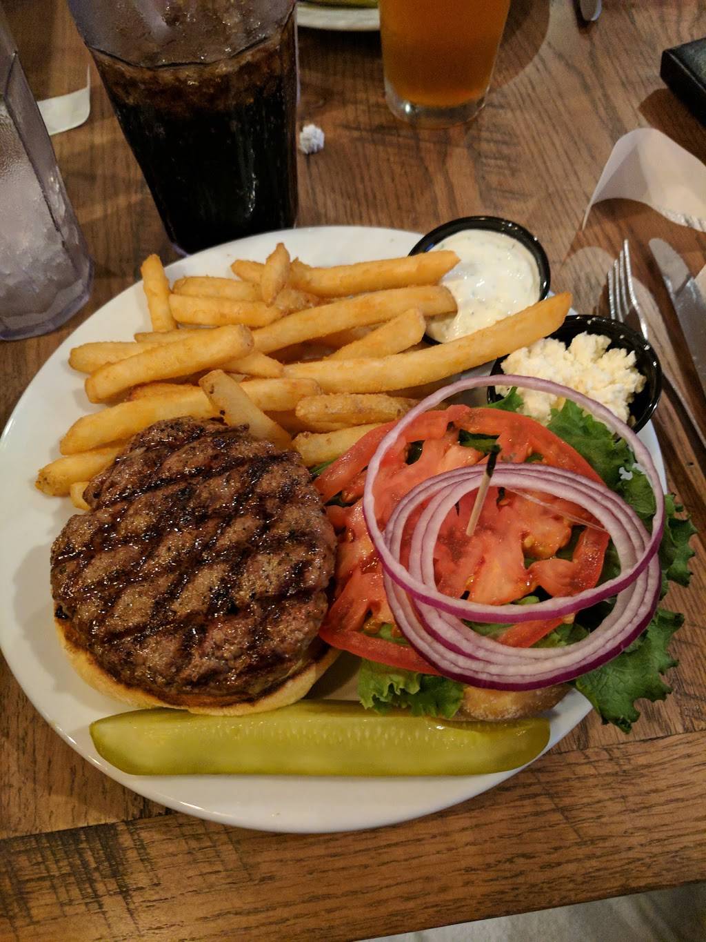 Coasters Taphouse | restaurant | 5675 N Atlantic Ave #122, Cocoa Beach, FL 32931, USA | 3216133041 OR +1 321-613-3041