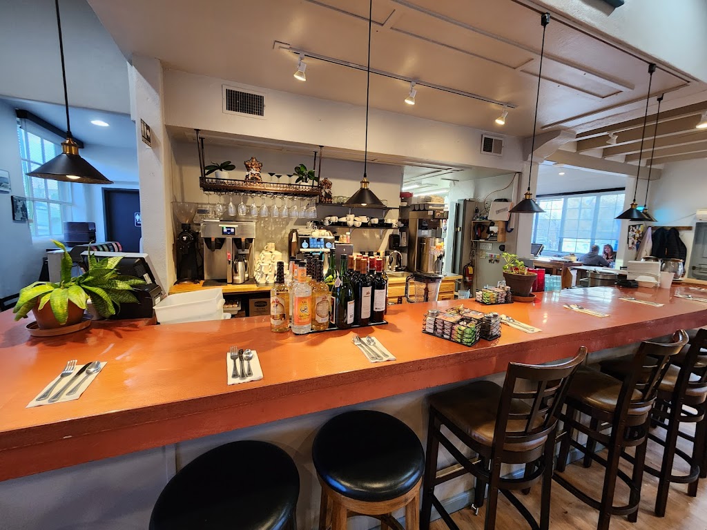 The Pantry Rio | restaurant | 229 Galisteo St, Santa Fe, NM 87501, USA | 5059891919 OR +1 505-989-1919