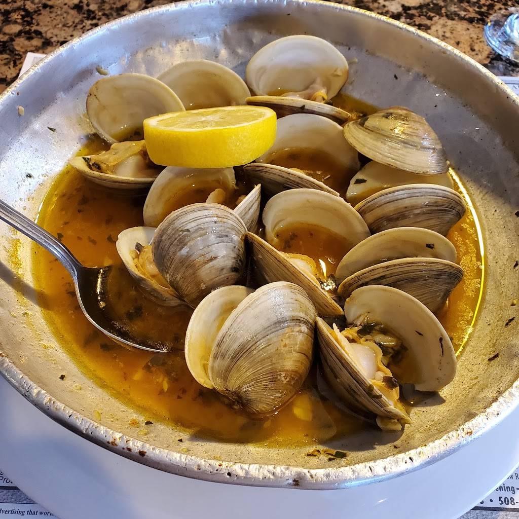 Antonios Restaurant | restaurant | 267 Coggeshall St, New Bedford, MA 02746, USA | 5089903636 OR +1 508-990-3636