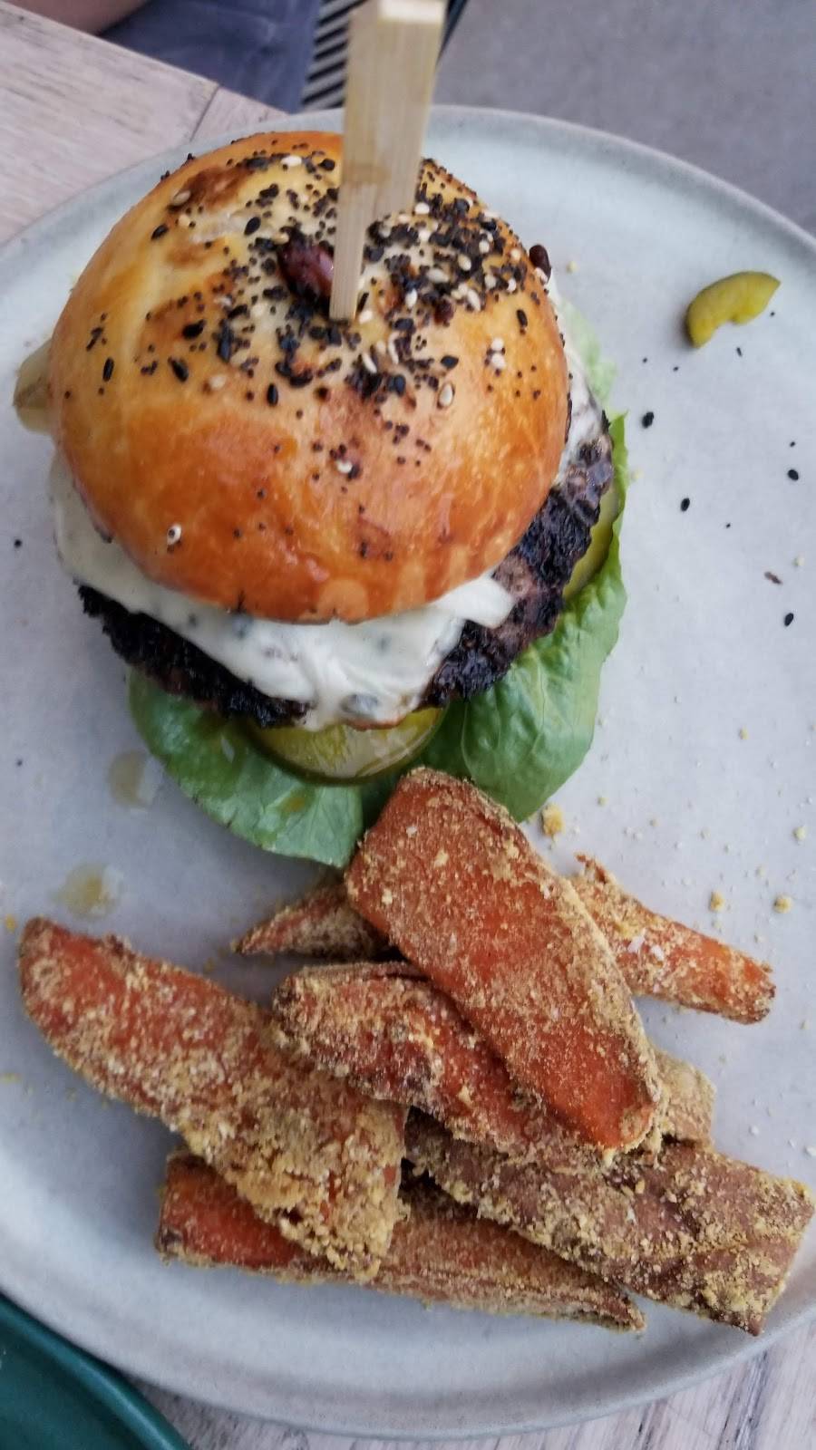 Beast + Bounty | restaurant | 1701 R St, Sacramento, CA 95811, USA | 9162444016 OR +1 916-244-4016