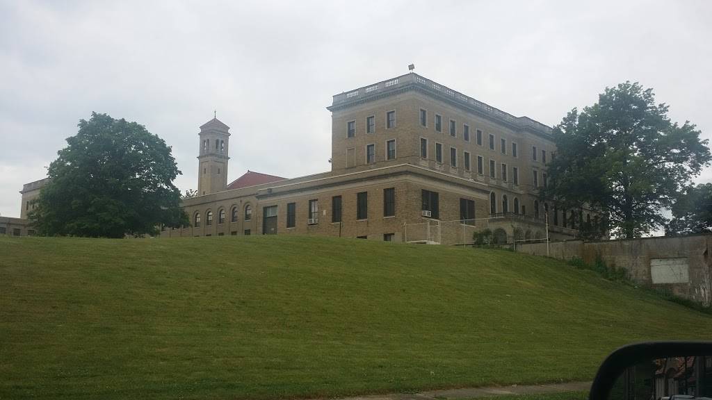 Quatman Cafe | restaurant | 2434 Quatman Ave, Norwood, OH 45212, USA | 5137314370 OR +1 513-731-4370